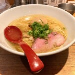 【西新宿】麺屋翔のラーメンはアラフォーおじさんの口にも優しい